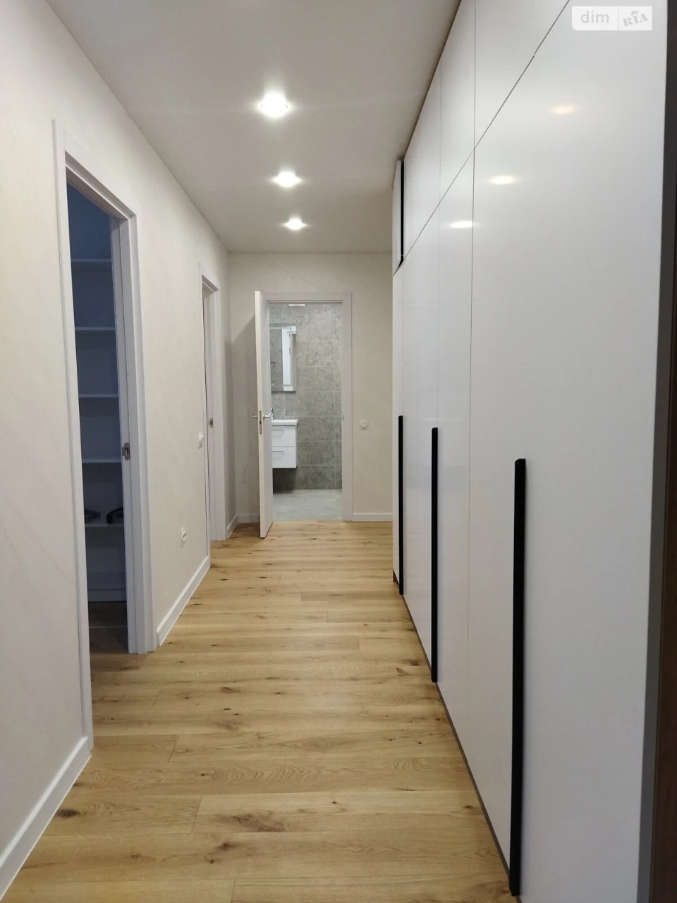 Long-Term Rental Apartment, Дружба