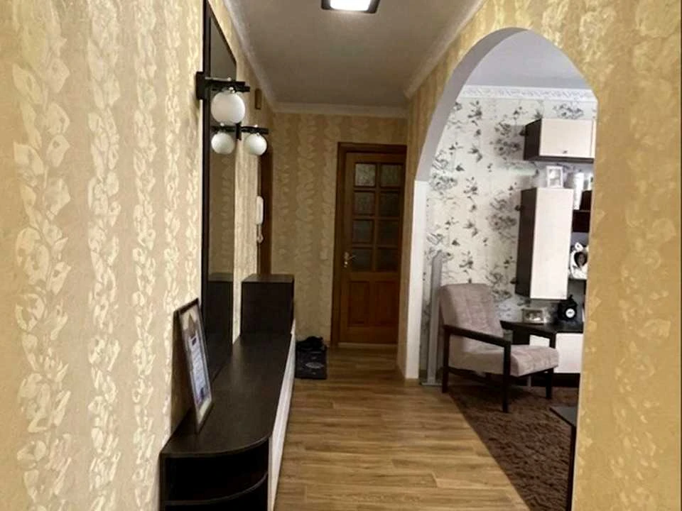 Квартира. Днепр, Калиновая ул., 83к