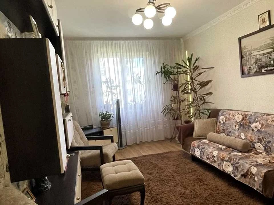 Квартира. Днепр, Калиновая ул., 83к