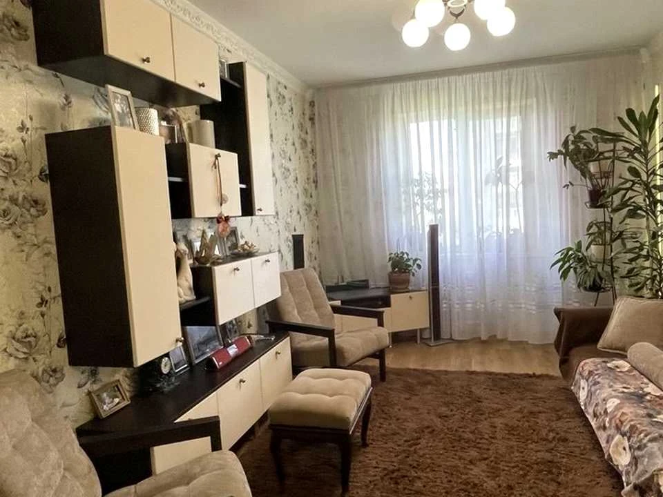 Квартира. Днепр, Калиновая ул., 83к