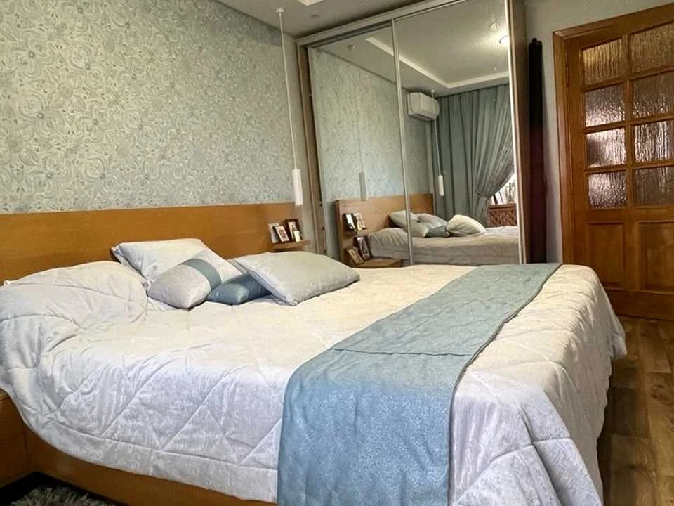 Квартира. Днепр, Калиновая ул., 83к