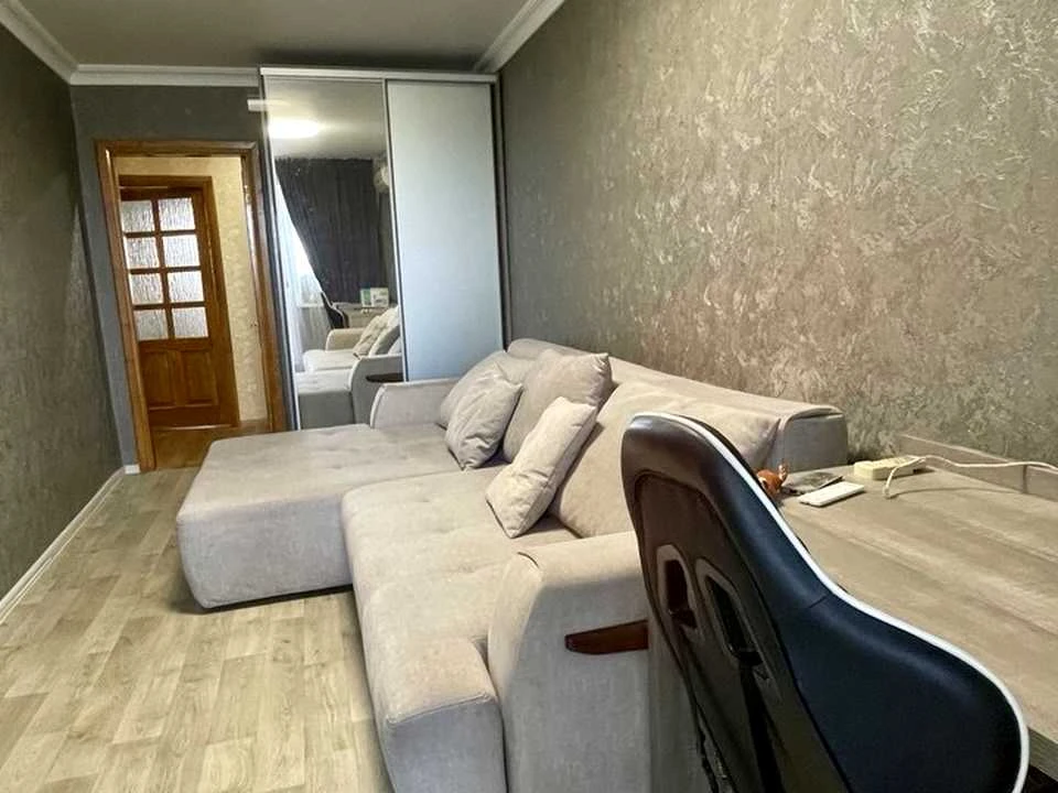 Квартира. Днепр, Калиновая ул., 83к