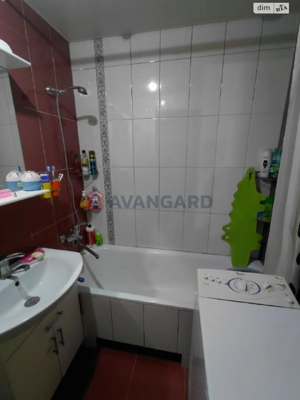 Apartment for Sale: Kozacha Street