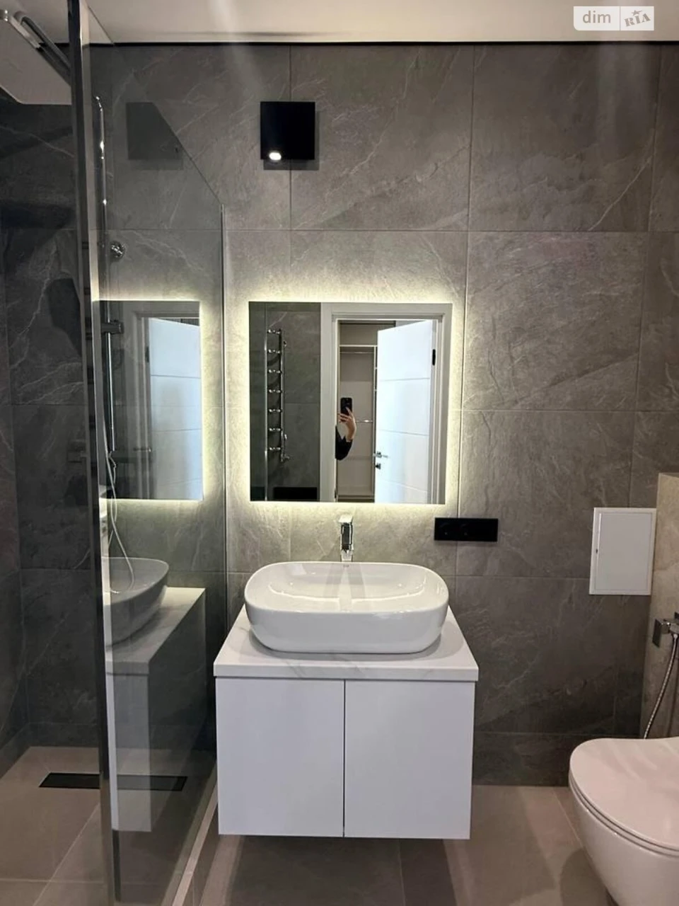 Apartment for Sale: Center