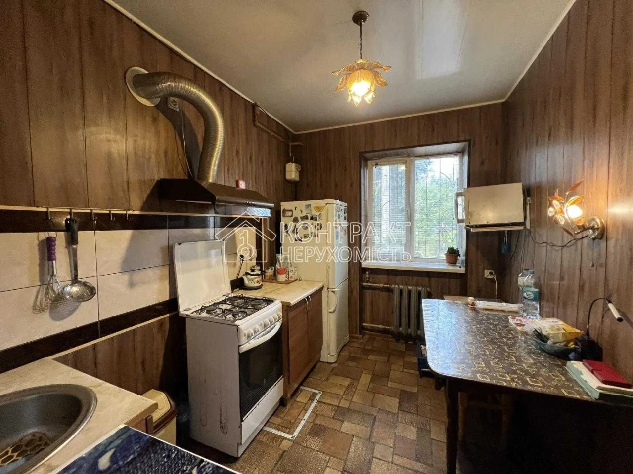 For Sale: 3-bedroom apartment, Batytskyi 21, Saltivka, (Khalteyna)