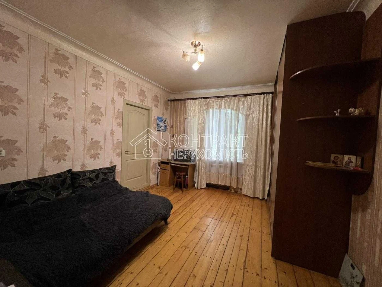 For Sale: 3-bedroom apartment, Batytskyi 21, Saltivka, (Khalteyna)