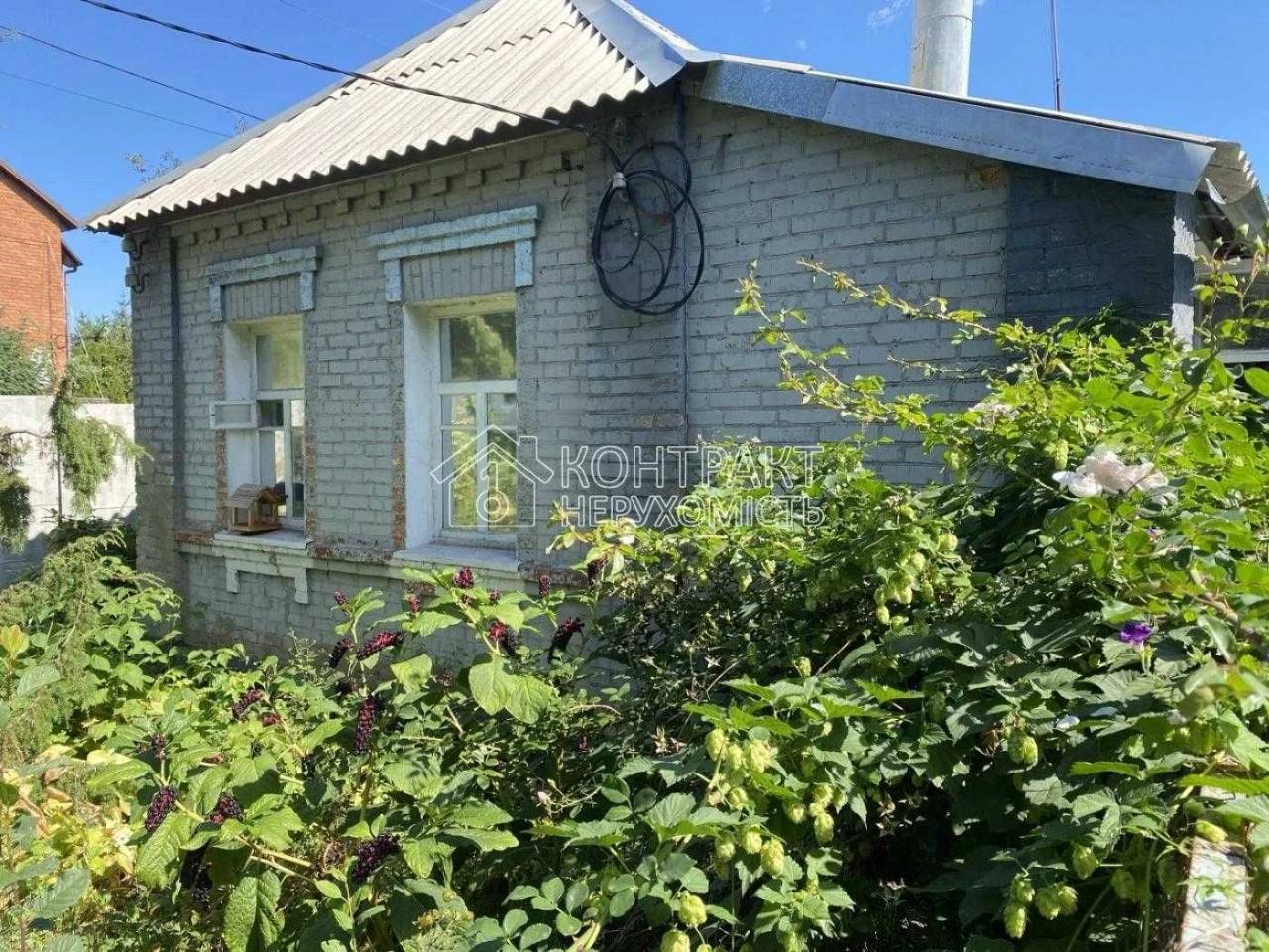 Sale of a 2-room house near the "Kyivska" metro station