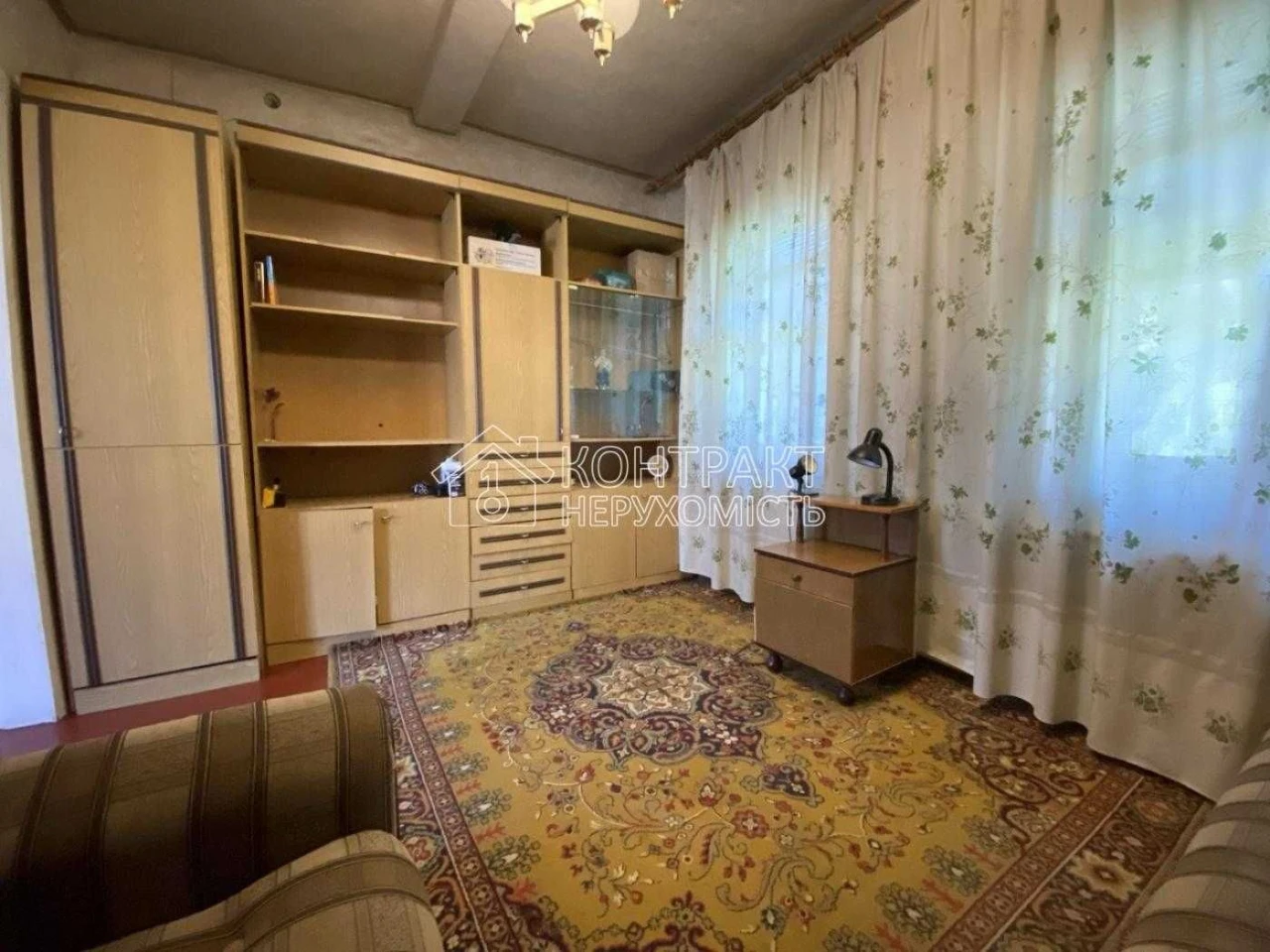Sale of a 2-room house near the "Kyivska" metro station