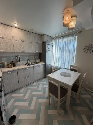 Sale of a 3-room apartment renovated in a great location!