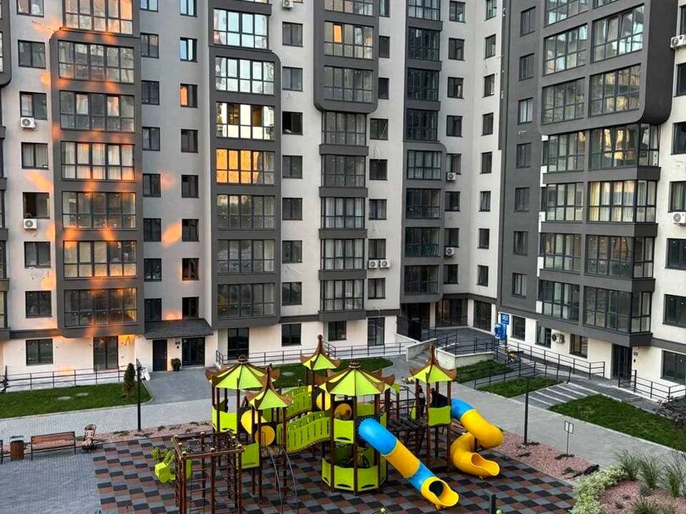 Apartment. Lviv, Roksolany Street