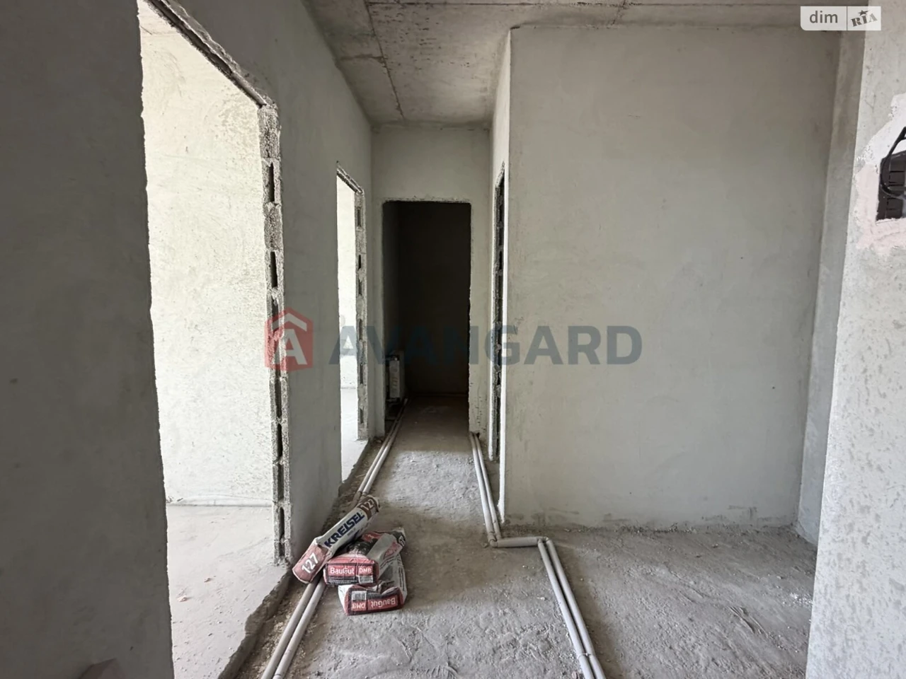 Apartment for Sale: Sykhiv District