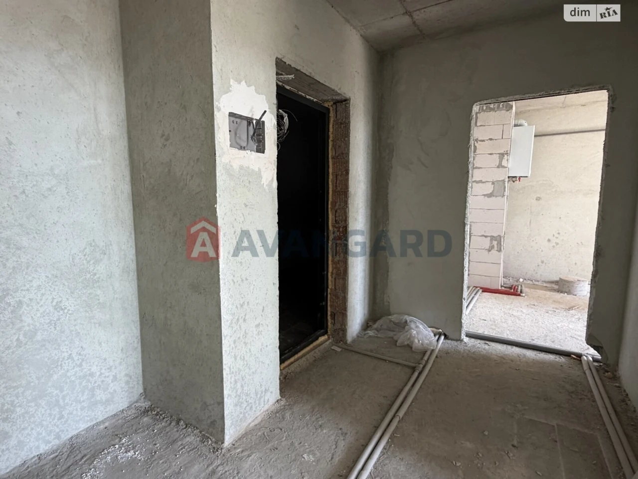 Apartment for Sale: Sykhiv District