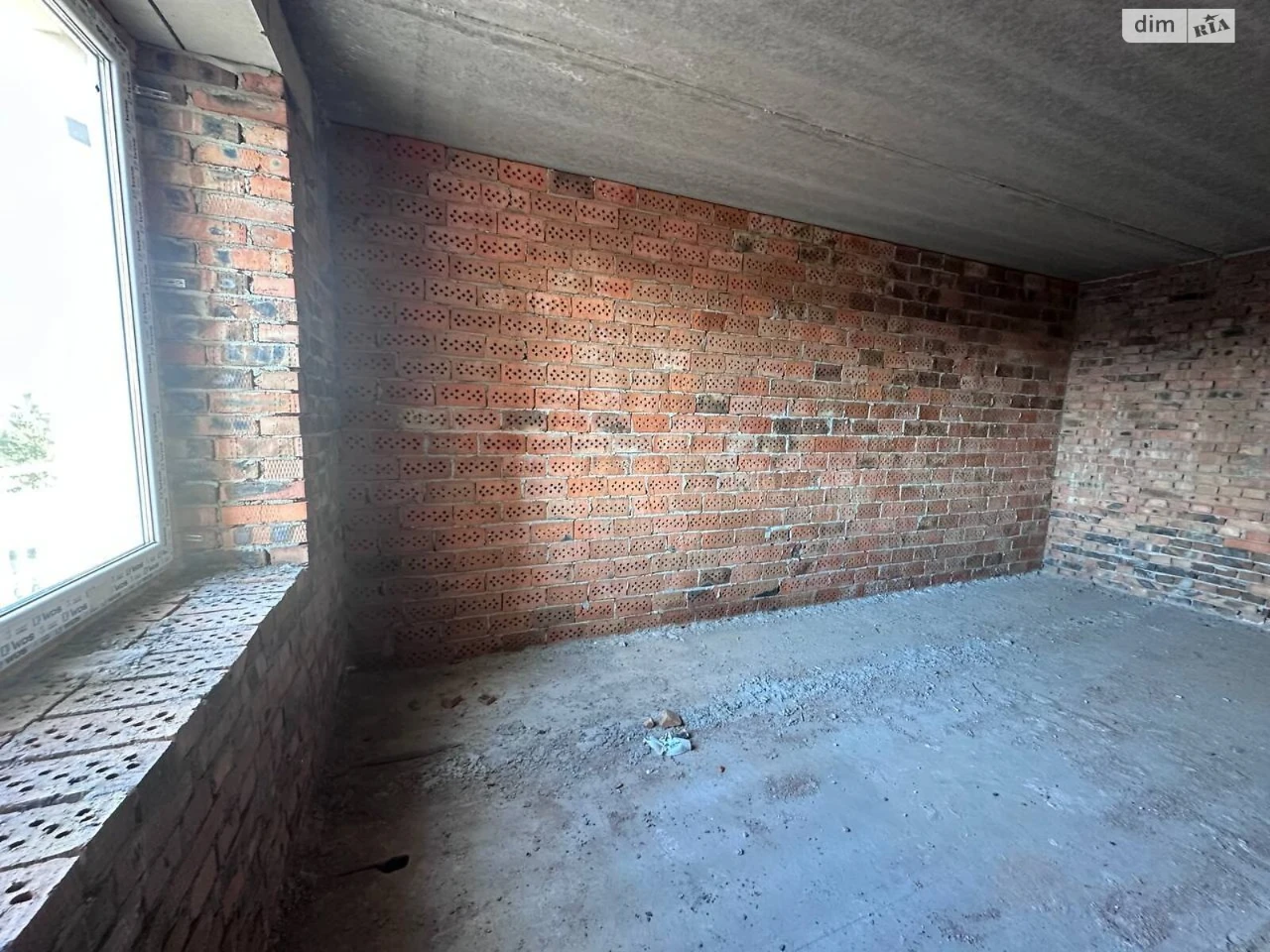 Sale Apartment near Train Station