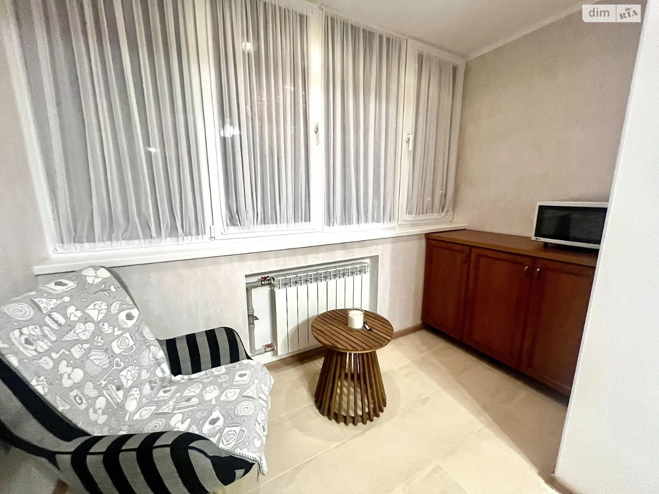 Long-Term Rental Apartment, Poznanky