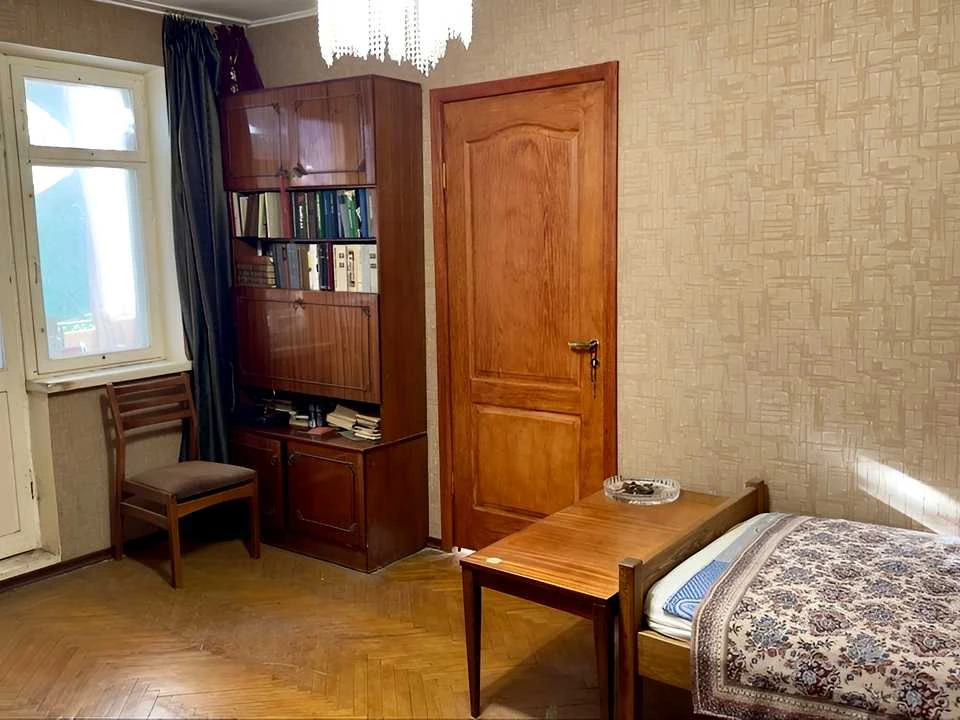 Apartment. Kadyenuka Street, Kharkiv