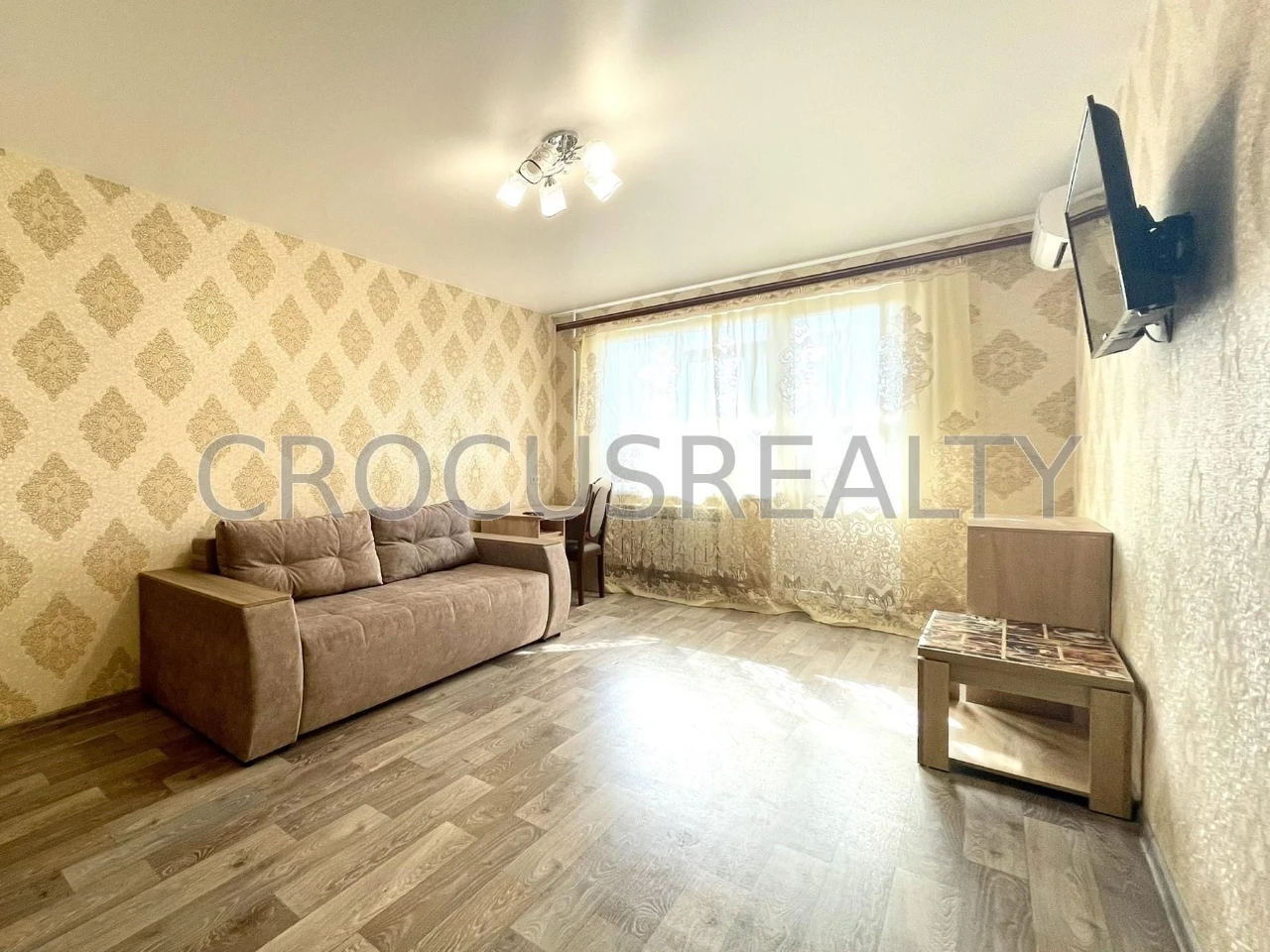For Sale: 2-bedroom apartment on Saltyevka, Yubileyny Avenue, 32a