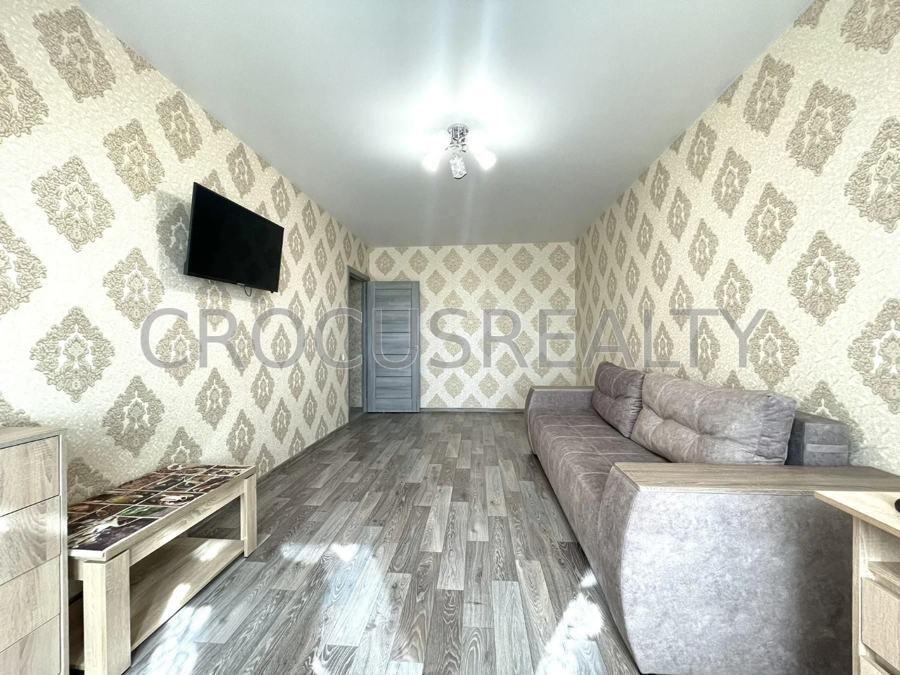 For Sale: 2-bedroom apartment on Saltyevka, Yubileyny Avenue, 32a