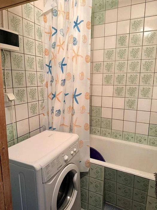 Real! Selling 2-room apartment 50m2 4th floor/9! Certificate! A