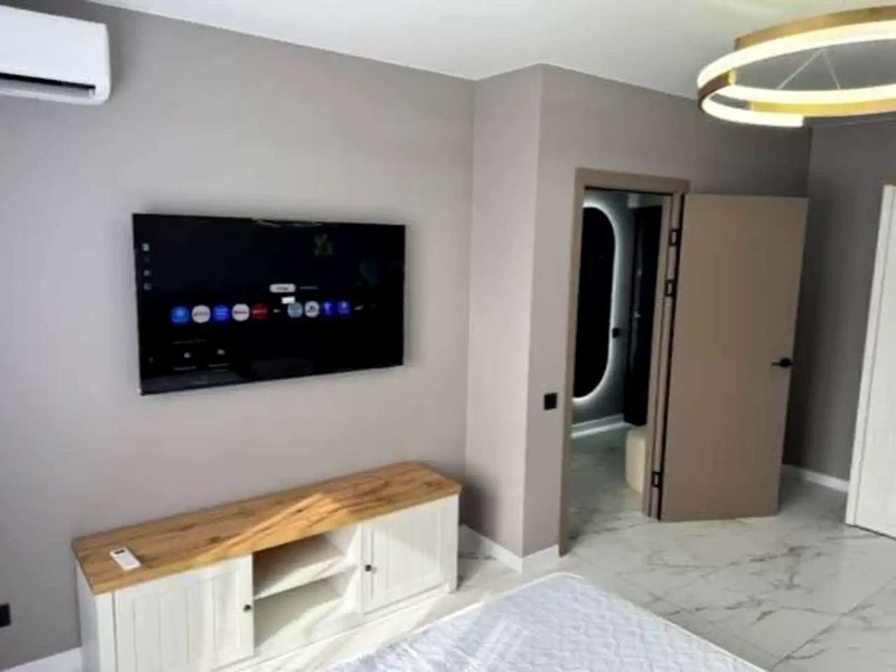 Rent 1-bedroom apartment 46 m² on floor 10/25