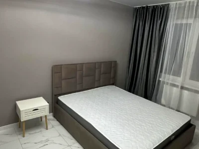 Rent 1-bedroom apartment 46 m² on floor 10/25