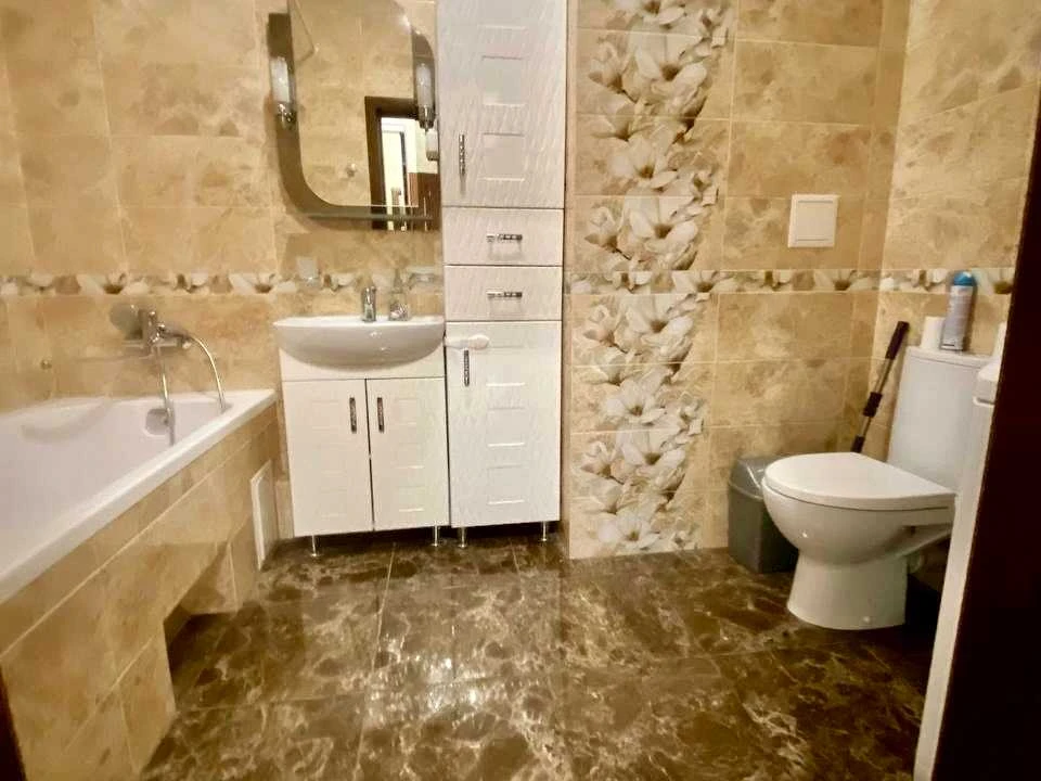 Apartment. Oleksii Vadatursky Street, Odessa