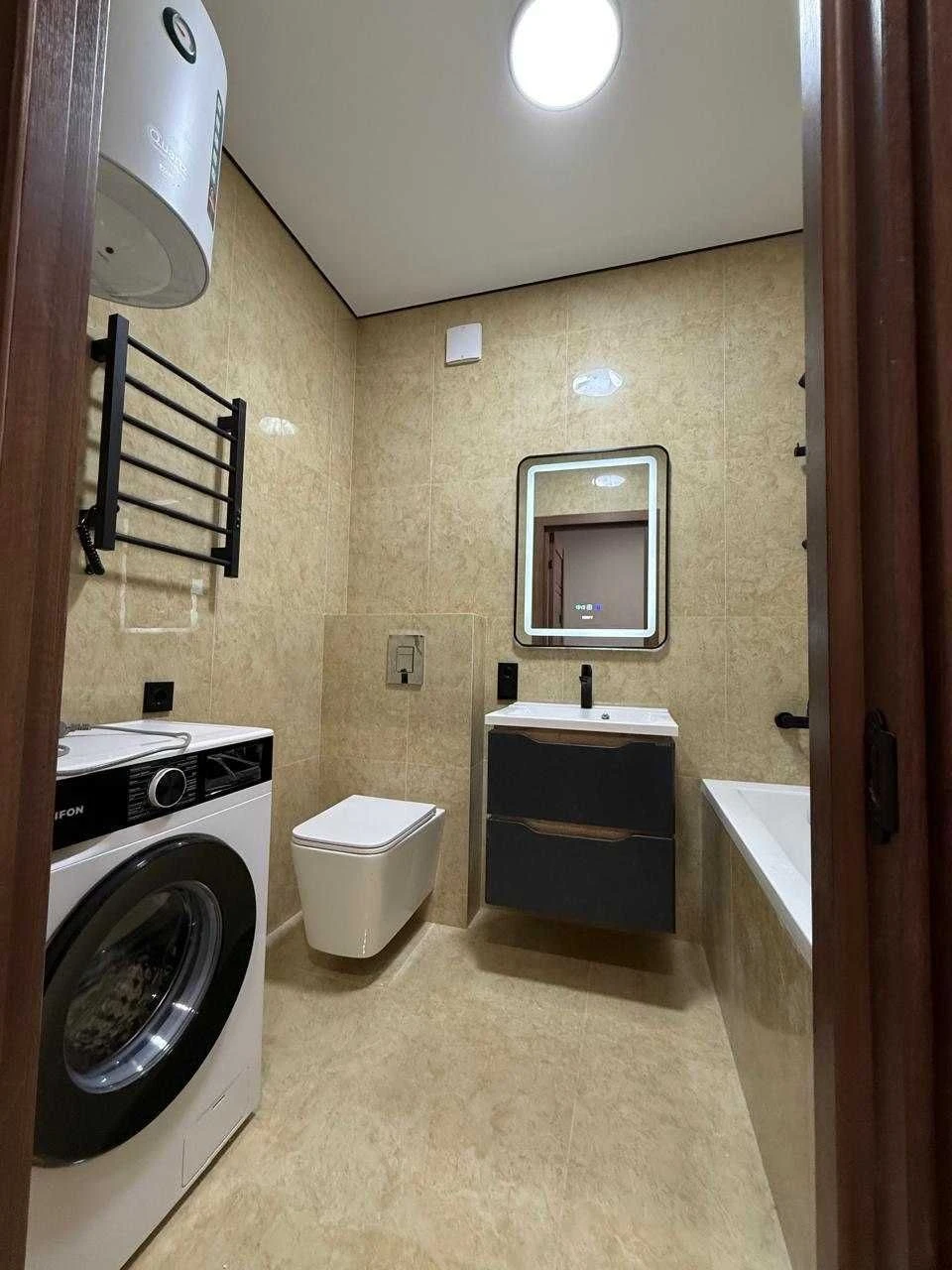Selling 1-room apartment 42 sq m ЖК Мира metro Industrial HTZ