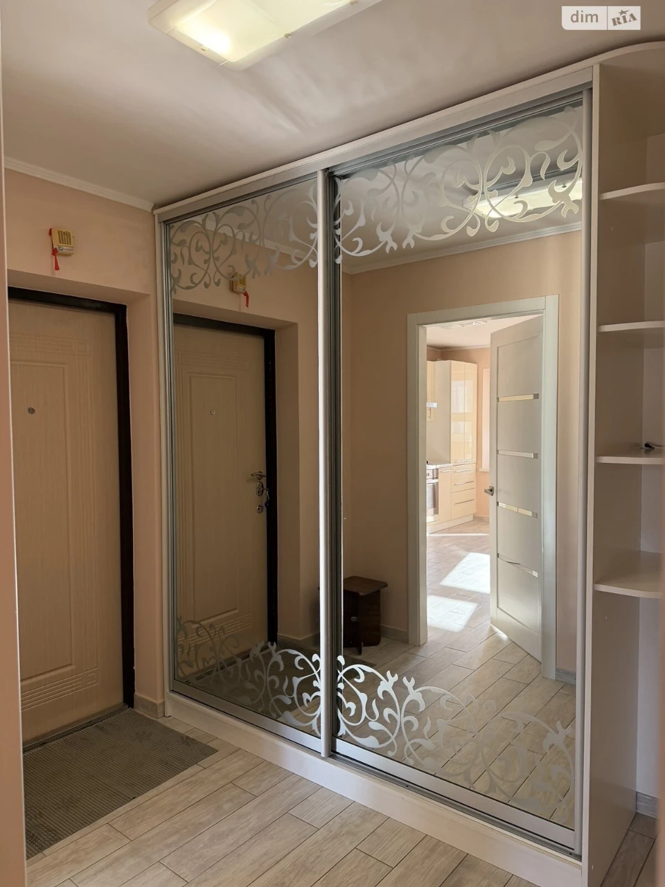 Long-Term Rental Apartment "Вишенька"