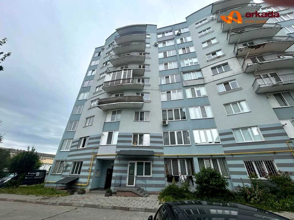 Квартира. Ивано-Франковск, ул. Куриного Чорноты