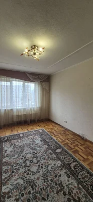 For Sale 3-bedroom apartment on Lushpi, 4th floor