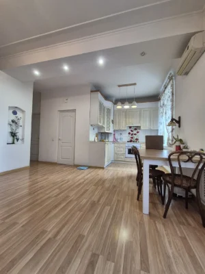 Продажа 2-комнатной квартиры с центральным расположением