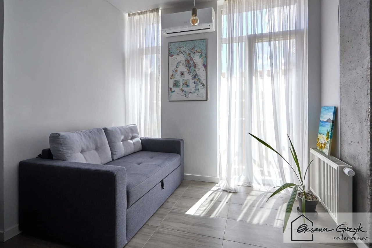 Продаж квартири 45 кв. м. (2 кімнати) ЖК Комфорт Таун, Реген