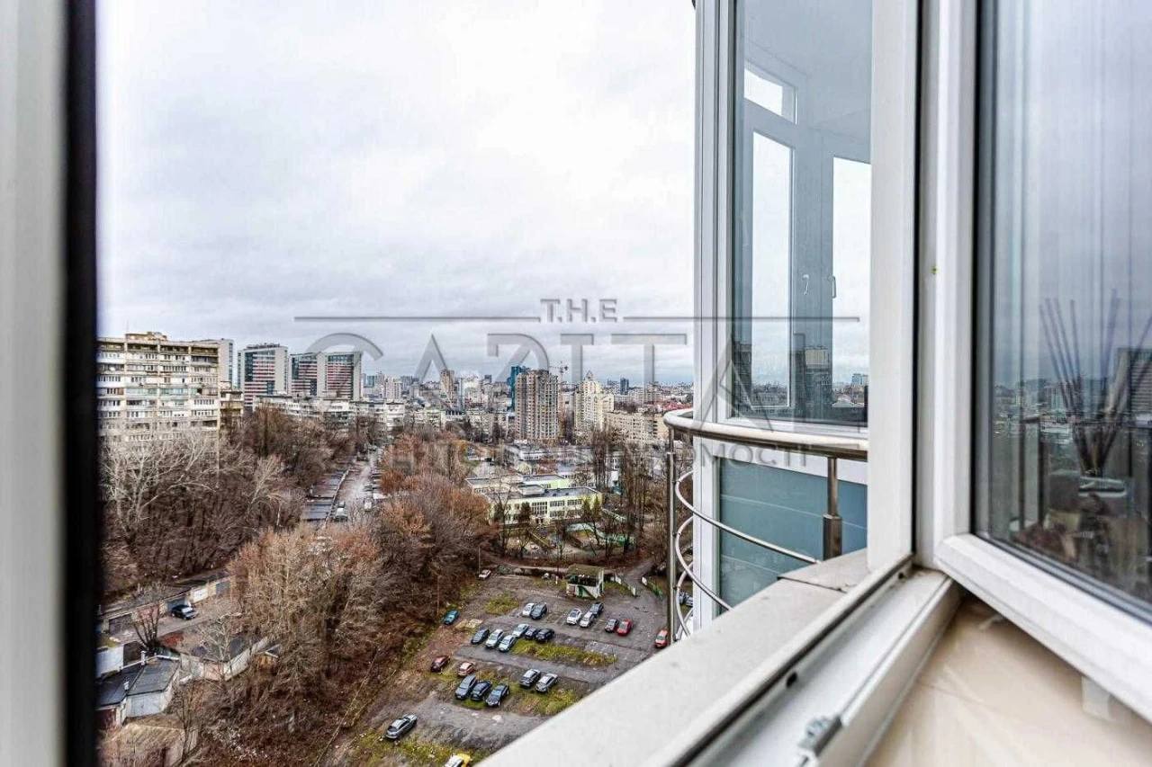 Apartment for Sale, ЖК Изумрудный, Соломенский район
