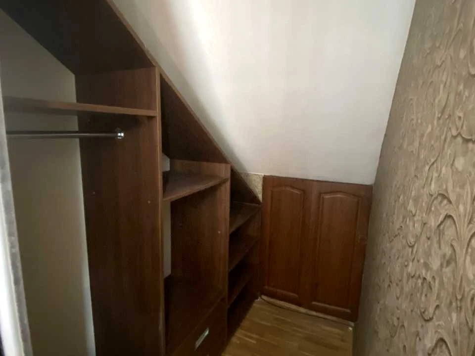 Дом. улица Юрия Лисянского, Днепр