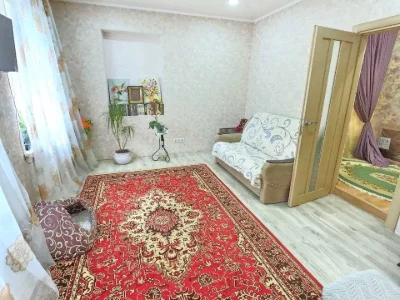 Будинок. Дніпро, Русановская