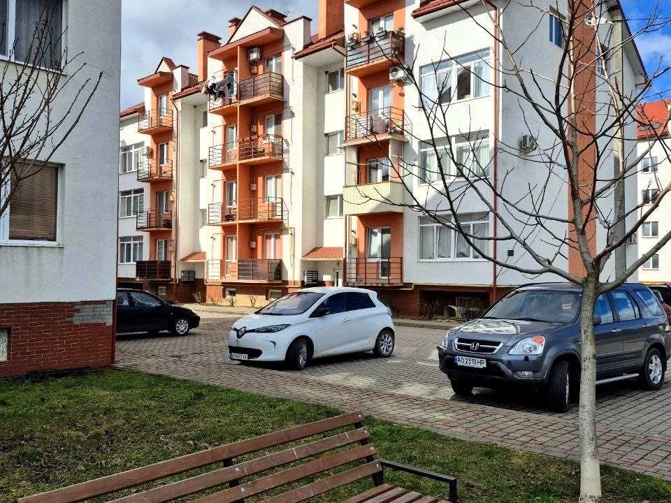 Apartment. Uzhgorod, Yenkovska st.