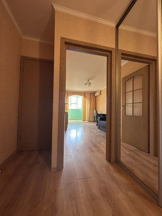 Продажа квартиры в центре.