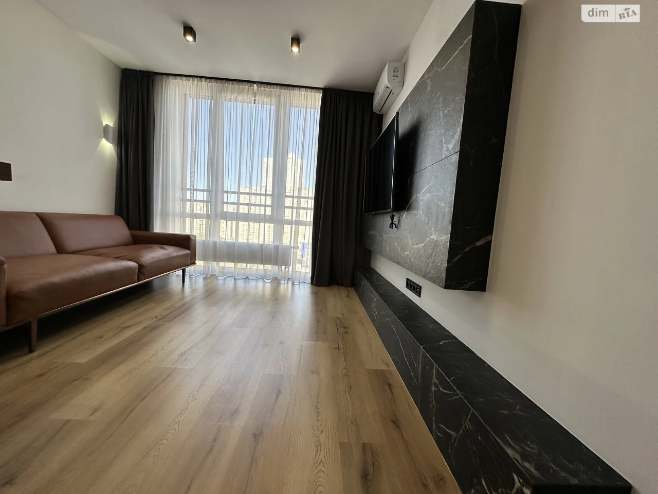 Long-Term Rental Apartment, Poznyaki