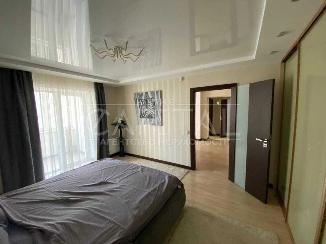 Sale of a 2-room apartment 65 sq m in the center of Pechersk Lypky, Andriy Verkhoglya Street