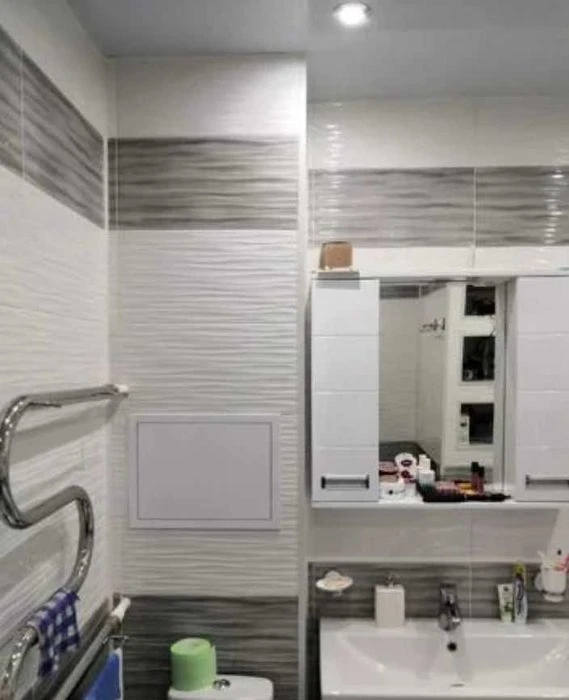 3-room apartment for sale near Palats Sportu metro station, Novye Doma district