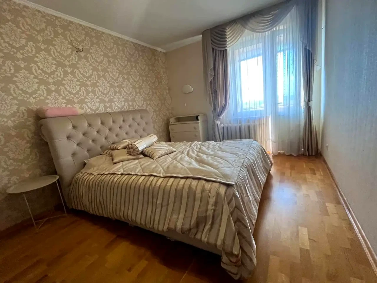 Продажа квартиры 3-комнатной, 100.8 м², 18/24 этажа