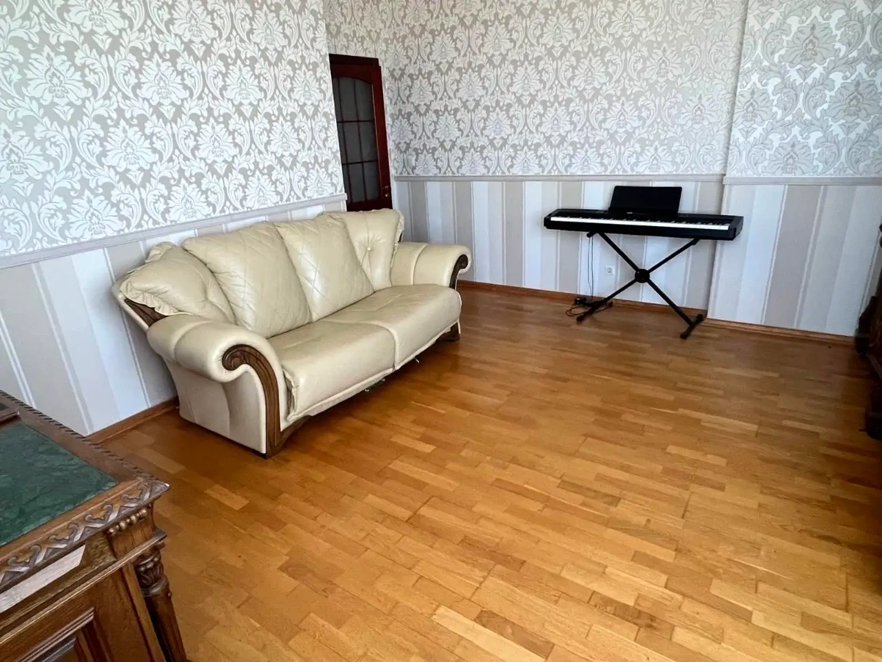 Продажа квартиры 3-комнатной, 100.8 м², 18/24 этажа