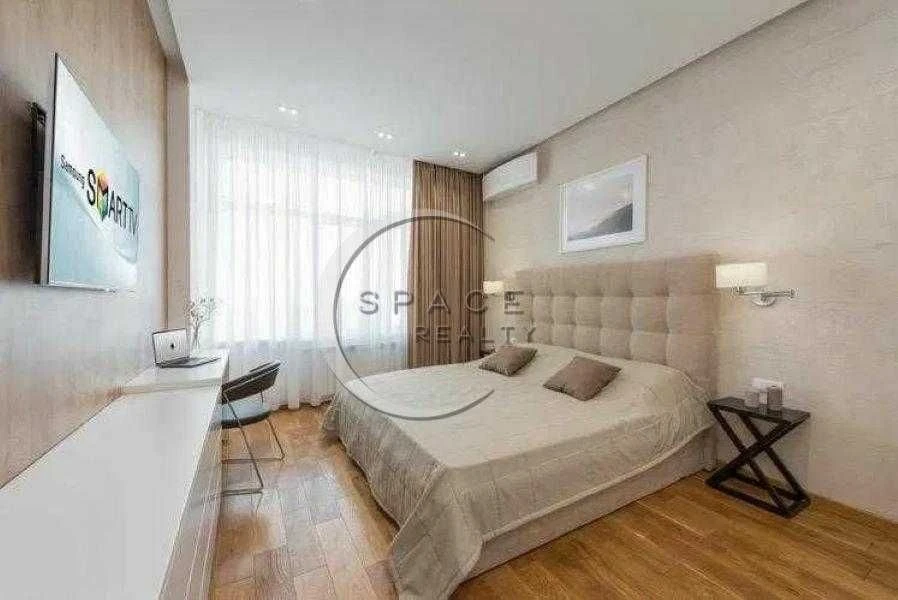 Продаж 2к квартири 50м2 ЖК Новопечерські Липки Верхогляда 17