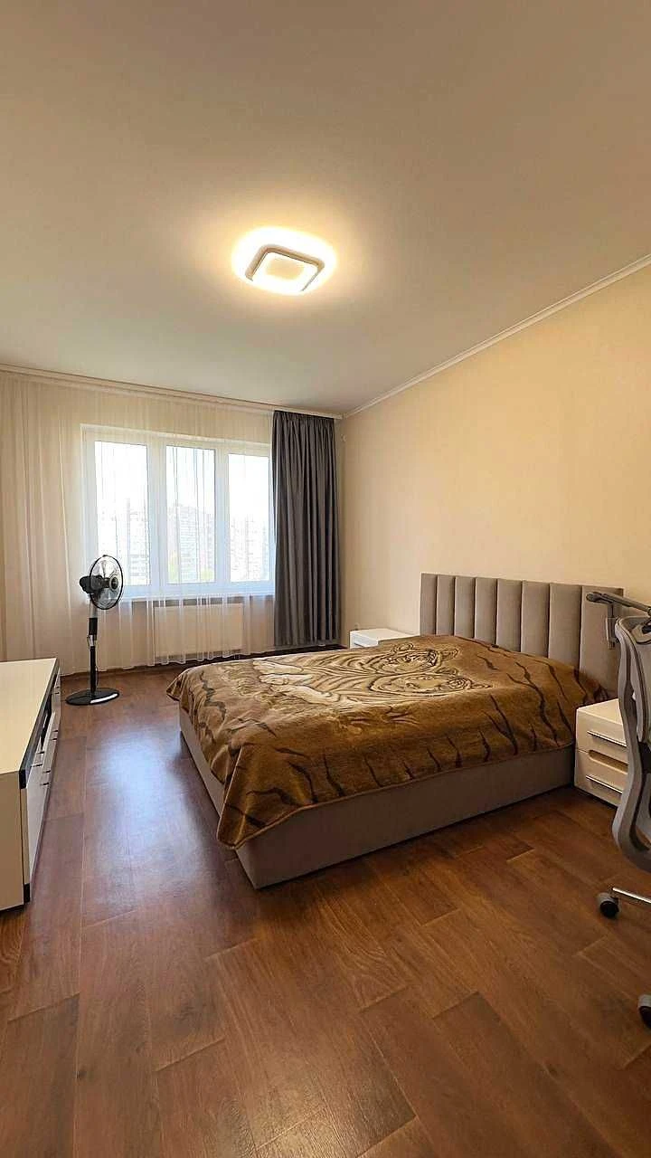 Продается 1-комнатная квартира с ремонтом, ул. Ревуцкого, 54Б, ЖК «РЕВУЦЬКИЙ»