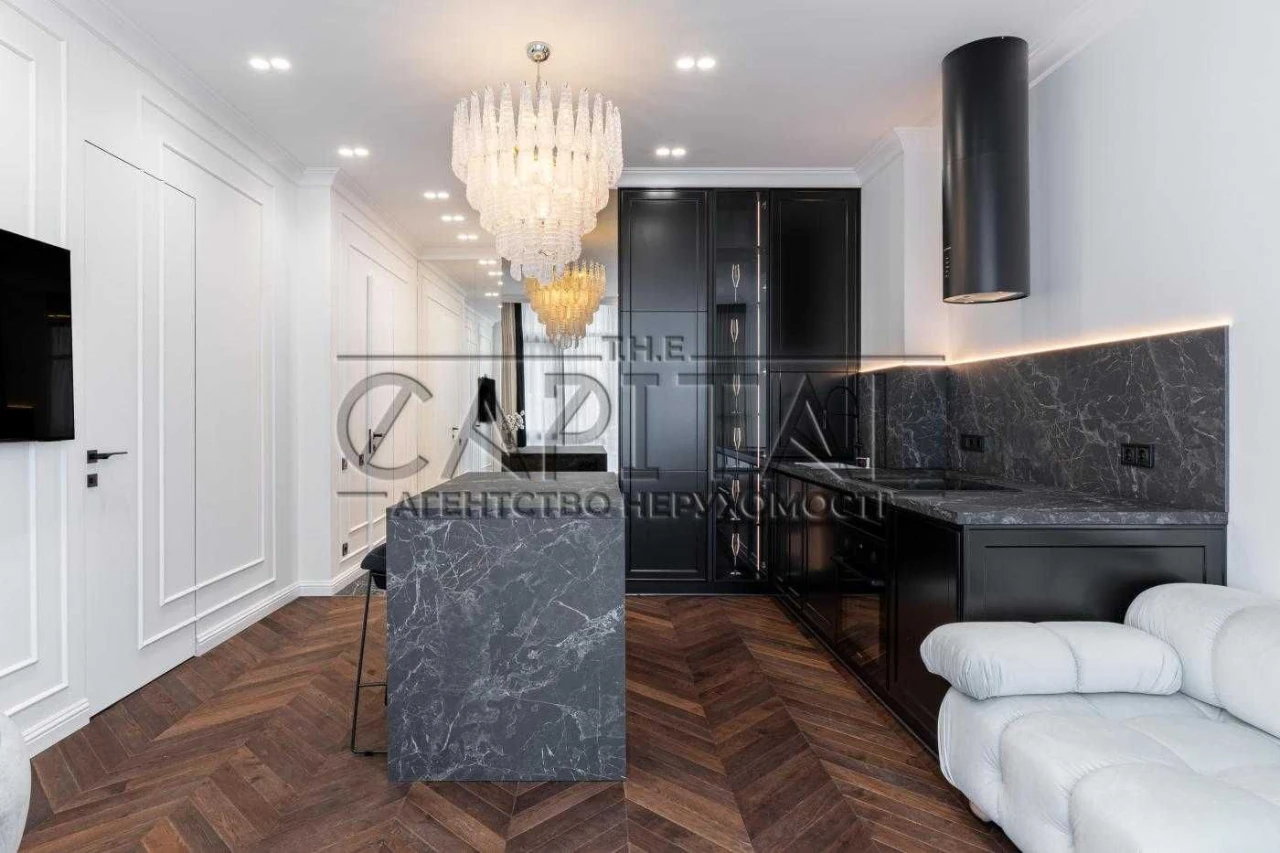 Invertor Stylish apartment in business-class residential complex Novopecheri Lypky