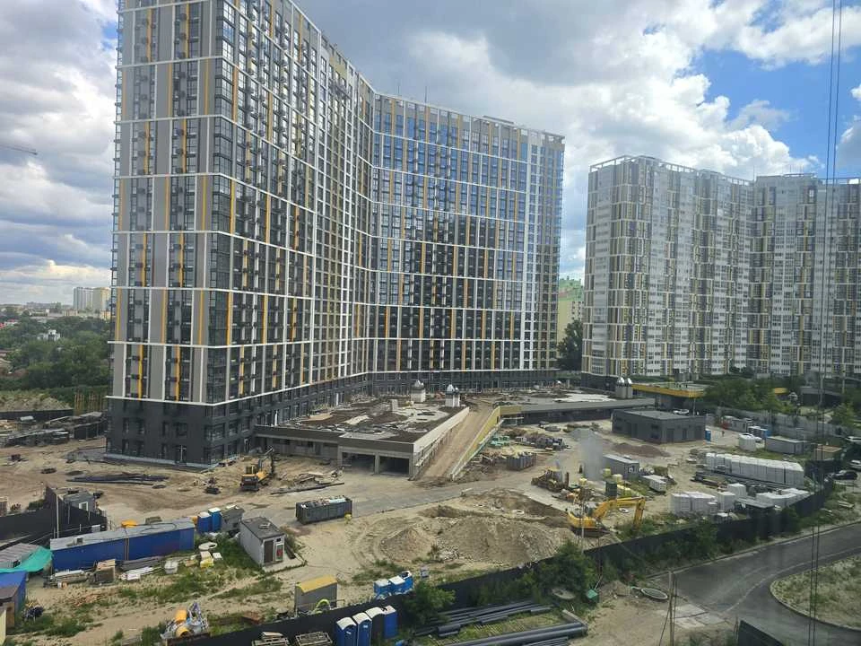 Квартира. Киев, улица Евгена Маланюка