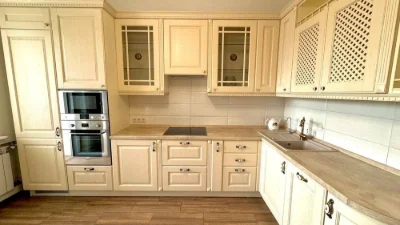 Продам просторную 3 комнатную квартиру в центре Днепра. Гого