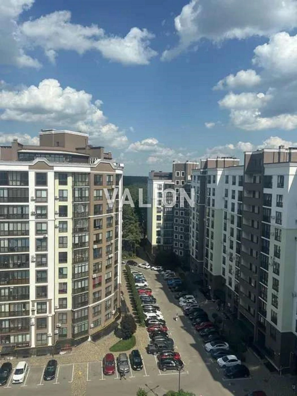 Sale of a 1-room apartment in the residential complex "Lisova kazka" on Radist Street