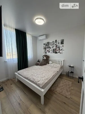 Sale of 2-room apartment 42 sq. m on Simʼyi Steshenkiv Str. 9 • ID 3