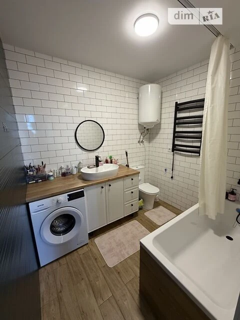 Sale of 2-room apartment 42 sq. m on Simʼyi Steshenkiv Str. 9 • ID 3