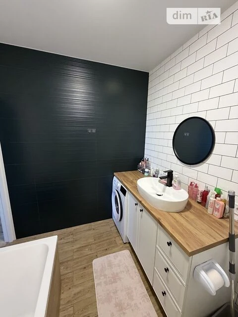 Sale of 2-room apartment 42 sq. m on Simʼyi Steshenkiv Str. 9 • ID 3